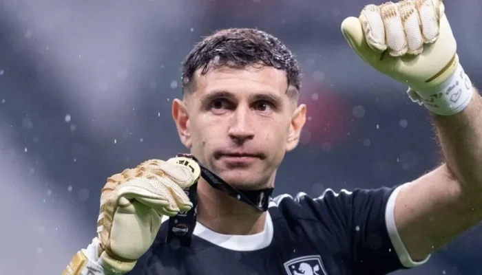 emiliano-martinez-masih-jadi-incaran-utama-juventus-untuk-pos-kiper