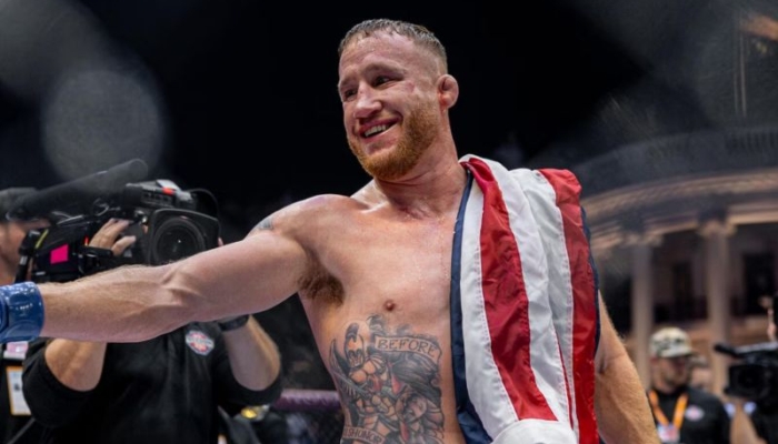 justin-gaethje-tko-juara-kelas-ringan-topuria-di-ufc-freedom-250