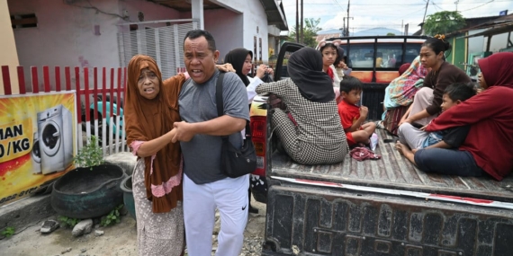 Update Dampak Gempa Palu Hari Ini: 8 Orang Luka & Bangunan Rusak