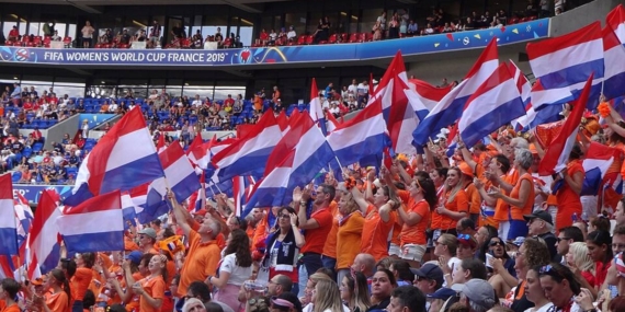 Mengapa Timnas Belanda Punya Begitu Banyak Fans di Indonesia?
