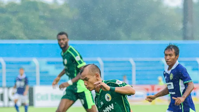 setelah-dilepas-persija,-riko-simanjuntak-dapat-kode-keras-bertahan-di-pss-sleman