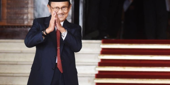 B.J. Habibie: Satu-satunya Presiden Indonesia yang Lahir di Luar Pulau Jawa