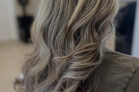 7-warna-rambut-ash-blonde-yang-cocok-untuk-kamu