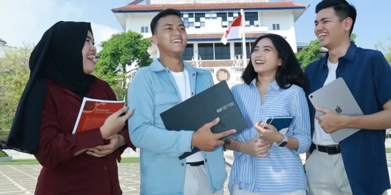 UNIVERSITAS AIRLANGGA