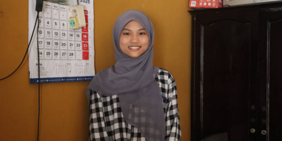 Nekat Tak Pilih Jurusan Cadangan, Anisa Nurmalitasari Berhasil Lolos UGM, Kuliah Gratis Pula!