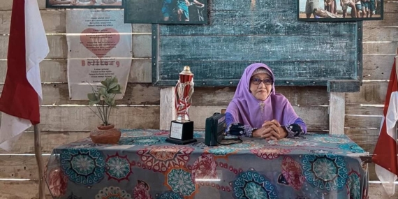 Melepas Bu Muslimah, Guru Inspiratif di Balik Laskar Pelangi