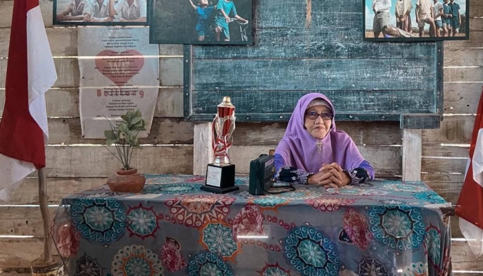 melepas-bu-muslimah,-guru-inspiratif-di-balik-laskar-pelangi