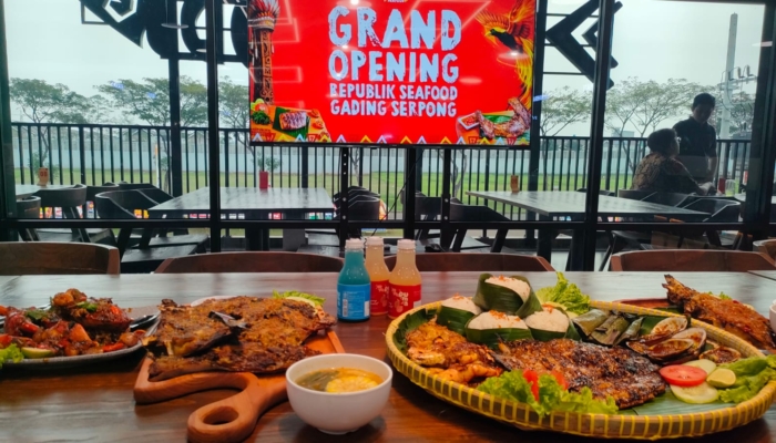 cita-rasa-otentik-seafood-khas-indonesia-timur-hadir-di-premium-area