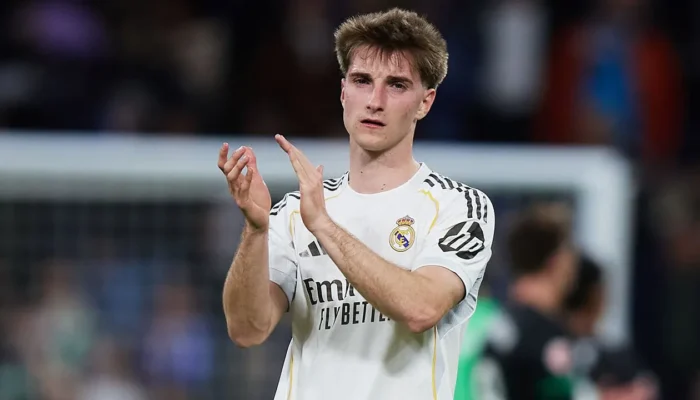 setelah-nico-paz,-kini-como-ingin-rekrut-cesar-palacios-dari-real-madrid
