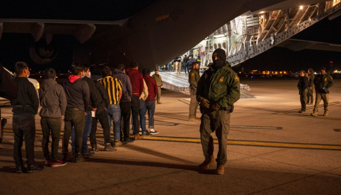 as-akan-mendeportasi-imigran-ke-pusat-krisis-ebola