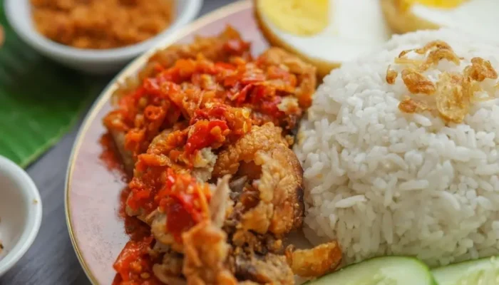 geprek-olive-fried-chicken,-pilihan-ayam-geprek-yang-tak-kalah-favorit-dari-bu-rum-jogja
