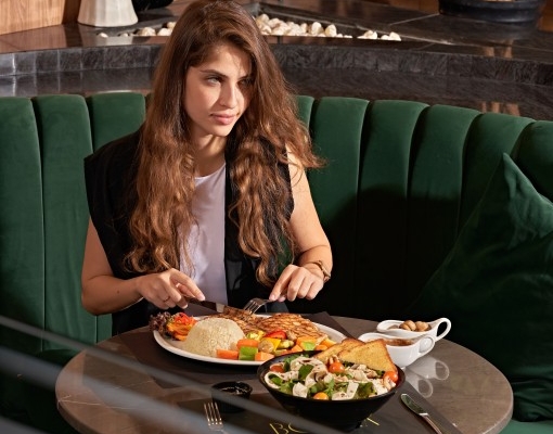 wah!-ini-7-tips-menikmati-solo-dining-tanpa-terasa-canggung