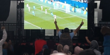nobar-piala-dunia-di-banda-aceh-satukan-warga,-dongkrak-umkm
