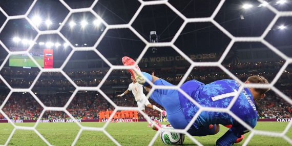 Adu Penalti: Apakah Tim yang Menendang Lebih Dulu Lebih Berpeluang Menang?