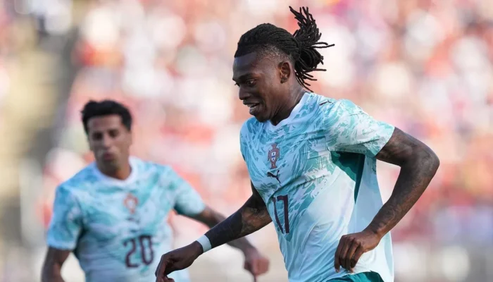 kritik-rafael-leao,-gullit:-dia-punya-segalanya,-tapi-kurang-konsisten