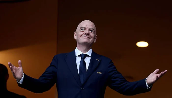 kontroversi-folarin-balogun-picu-tekanan,-jurgen-klopp-kritik-gianni-infantino