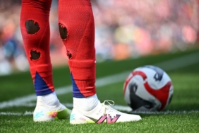 ilmu-pengetahuan-di-balik-mengapa-pemain-sepak-bola-di-piala-dunia-2026-memotong-kaus-kakinya