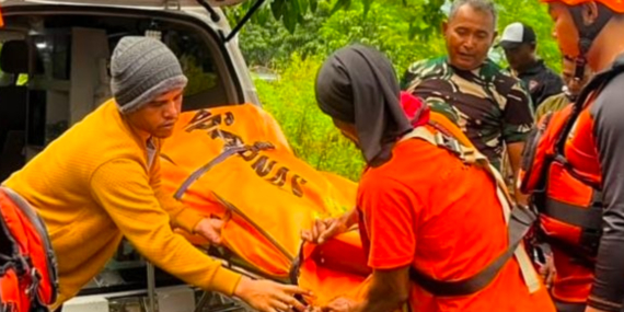 Tim SAR Medan Temukan Pria Tenggelam di Danau Toba pada Kedalaman 20 Meter