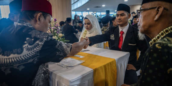 Kemendukbangga Ungkap Tren Usia Menikah di Indonesia Semakin Matang