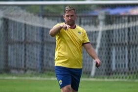 persib-bersiap-jalani-4-kompetisi,-igor-tolic:-kami-harus-kelola-fisik-dan-mental