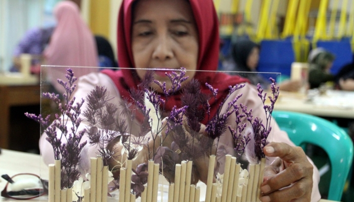populasi-indonesia-kian-menua,-usia-75-tahun-ke-atas-capai-6,37-juta-jiwa