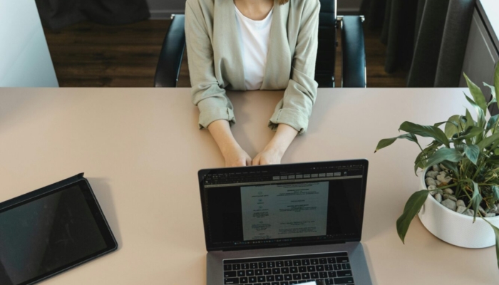 hr-tidak-membalas-setelah-interview?-memahami-fenomena-job-ghosting
