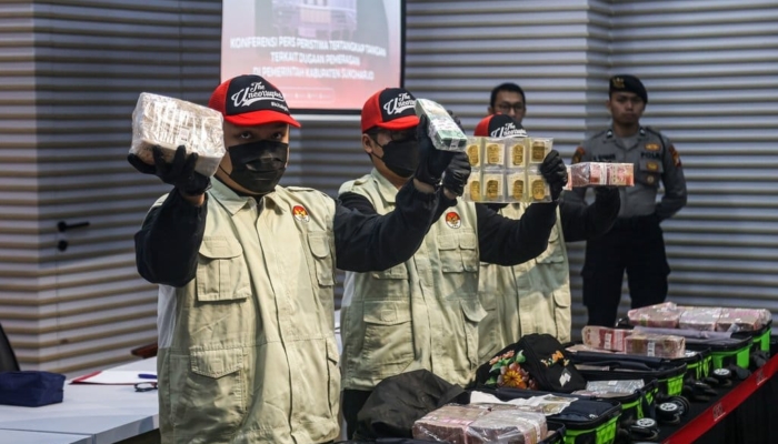 kpk-ungkap-bupati-etik-ancam-mutasi-bawahan-yang-tak-setor-uang