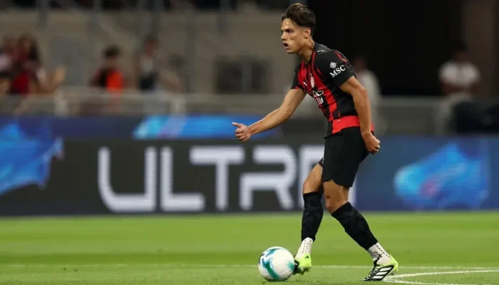 alasan-ac-milan-tak-akan-lepas-ardon-jashari-meski-diminati-atalanta