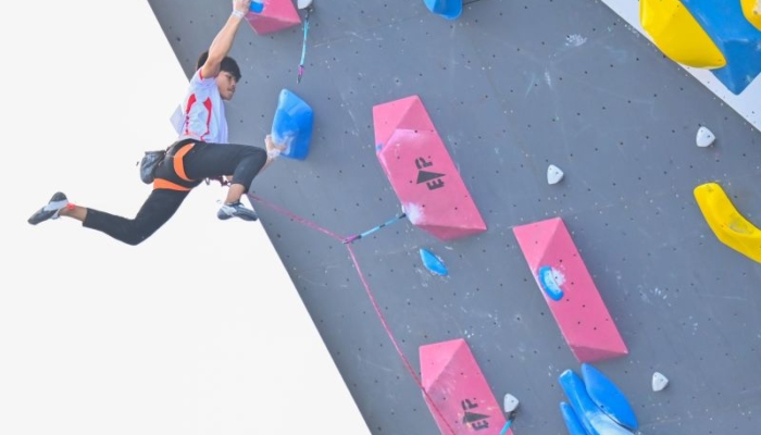 putra-tri-melaju-ke-final-lead-series-chamonix-2026