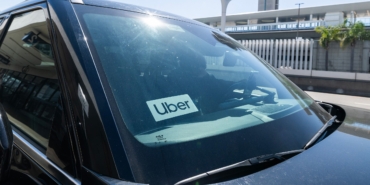 strategi-kendaraan-otonom-uber:-memperlambat-adopsinya