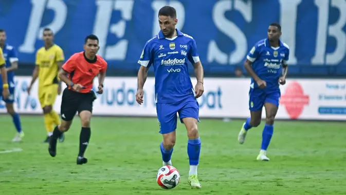 luciano-guaycochea-yakin-persib-mampu-bersaing-di-4-kompetisi-berbeda-musim-ini