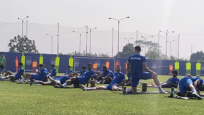 frans-putros-tinggalkan-persib?-igor-tolic:-belum-ada-keputusan-pasti