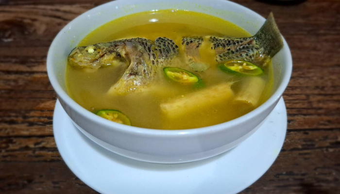 juhu-singkah,-makanan-tradisional-khas-kalimantan-tengah-yang-disajikan-saat-upacara-adat-dayak