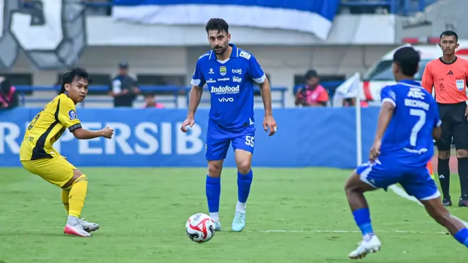 persib-berusaha-pertahankan-frans-putros,-igor-tolic-ungkap-alasan-sang-bek-tetap-pergi
