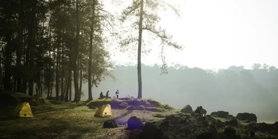Stop bilang orang Sunda pemalas, kami cuma tahu cara menikmati hidup tanpa harus burnout