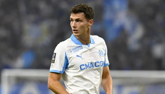 media-italia:-benjamin-pavard-berpeluang-bertahan-di-inter-musim-depan