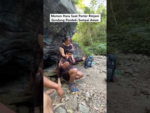 Viral! Porter Rinjani Gendong Pendaki di Gunung Rinjani #rinjani #hiking #mountains #travel #fypシ