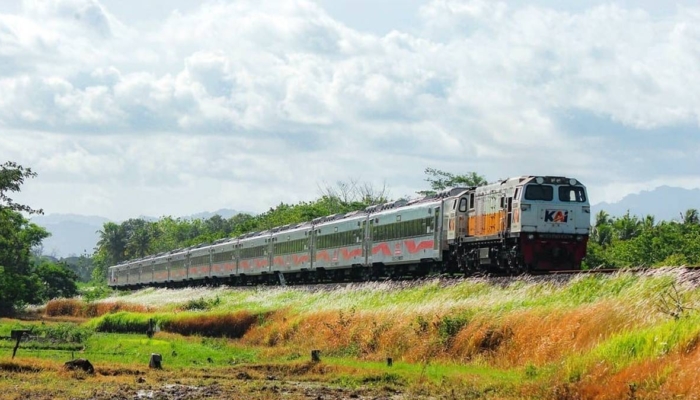 31-tahun-argo:-jejak-kereta-legendaris-yang-mengubah-wajah-perjalanan-antarkota-indonesia