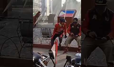 Moment liputan kegiatan komunitas sepeda ontel palembang berkumpul bersama di air Mancur  keren