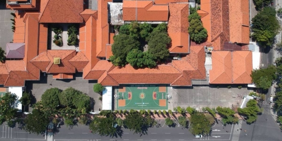 SMA Komplek Surabaya: Satu Kompleks Berisi Empat Sekolah, Seabad Lebih Sejarah