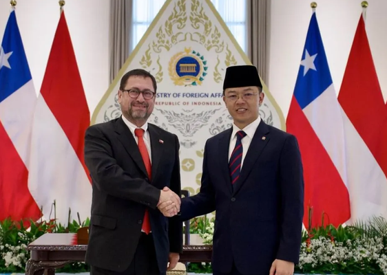 indonesia-dan-cili-perkuat-kerja-sama-ekonomi-dan-mineral-kritis