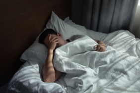 bahkan-kurang-tidur-ringan-dapat-menyebabkan-penambahan-berat-badan