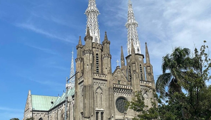 10-bangunan-gereja-tertinggi-di-asean:-ada-katedral-jakarta!