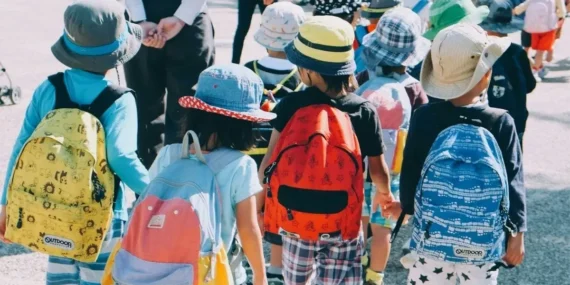 Pesan dari orang tua untuk sesama orang tua, stop paksa anak yang baru masuk SD jadi juara kelas
