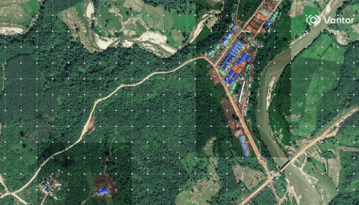 gambar-satelit-mengungkapkan-bagaimana-dugaan-senyawa-penipuan-muncul-tiba-tiba