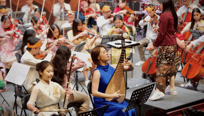berkat-trust-orchestra,-lagu-indonesia-sukses-bikin-penonton-di-beijing-terkesima-&-gagal-move-on