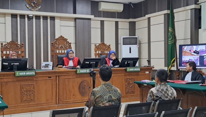 pihak-yang-membantu-dan-diperas-di-kasus-korupsi-bupati-cilacap