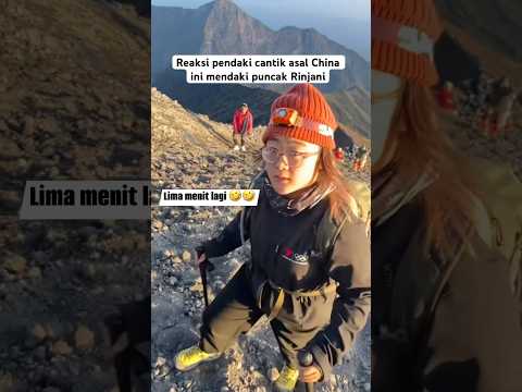 Reaksi pendaki asal China ketika mendaki puncak Rinjani #rinjani #hiking #mountains #travel #fypシ