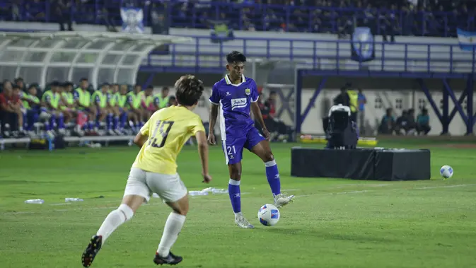 faris-abdul-hafizh,-pemain-akademi-persib-bandung-yang-debut-senior-di-piala-presiden-2026