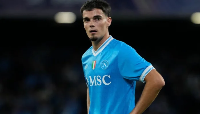 bayer-leverkusen-siap-rampungkan-transfer-miguel-gutierrez-dari-napoli